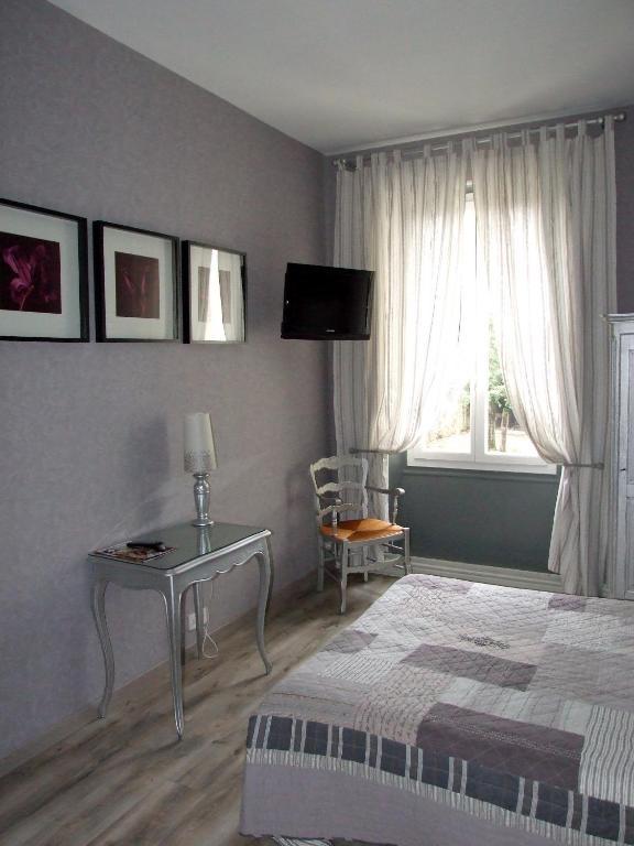 Logis Hotel L'Occitan 2 Etoiles Gaillac Δωμάτιο φωτογραφία